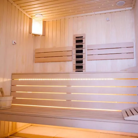 Crystal Bay 10 - Pool And *