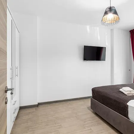 Crystal Bay 10 - Pool And