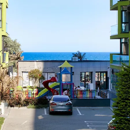 Daire Crystal Bay 10 - Pool And *