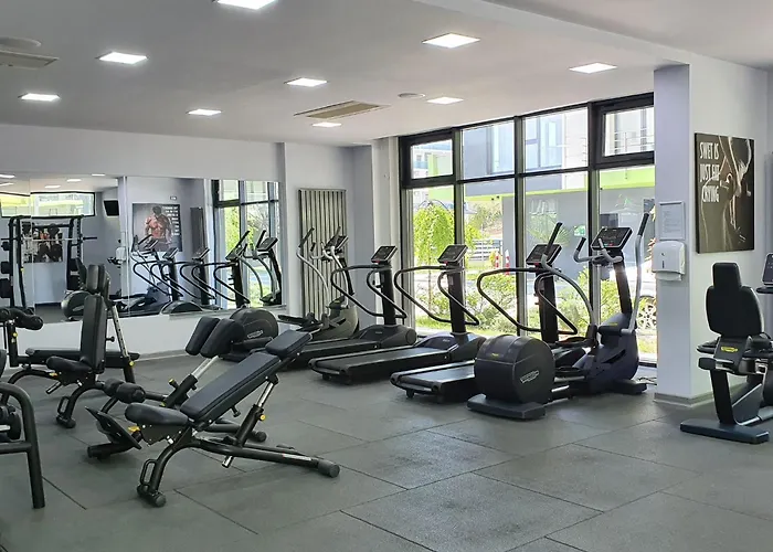 Crystal Bay 10 - Pool And Appartement Năvodari