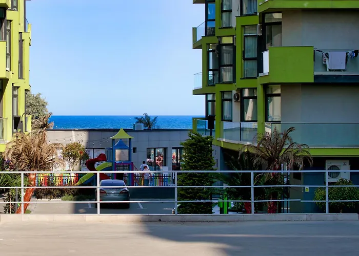 Crystal Bay 10 - Pool And Appartement Năvodari