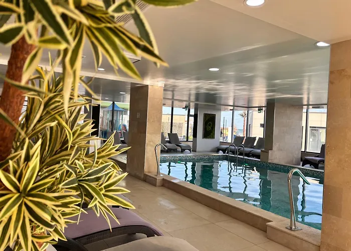 Appartement Crystal Bay 10 - Pool And Năvodari